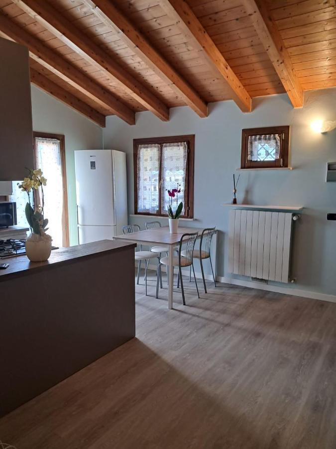 La Casa Di Mery Desenzano del Garda Buitenkant foto