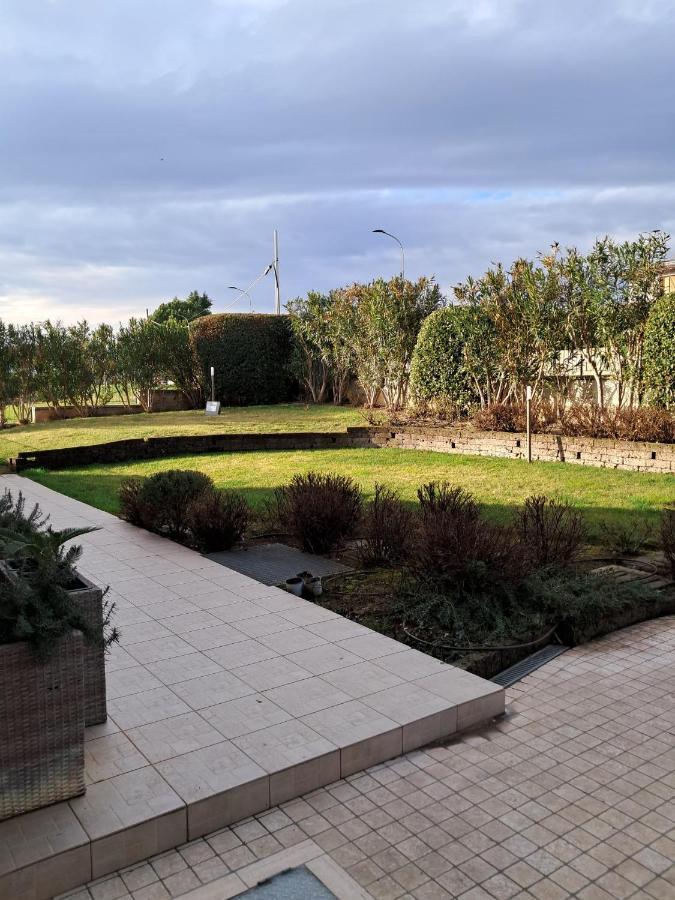 La Casa Di Mery Desenzano del Garda Buitenkant foto